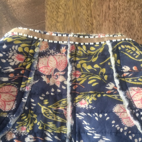 Quilted Floral Jacket 🌸 - Picture 5 of 8